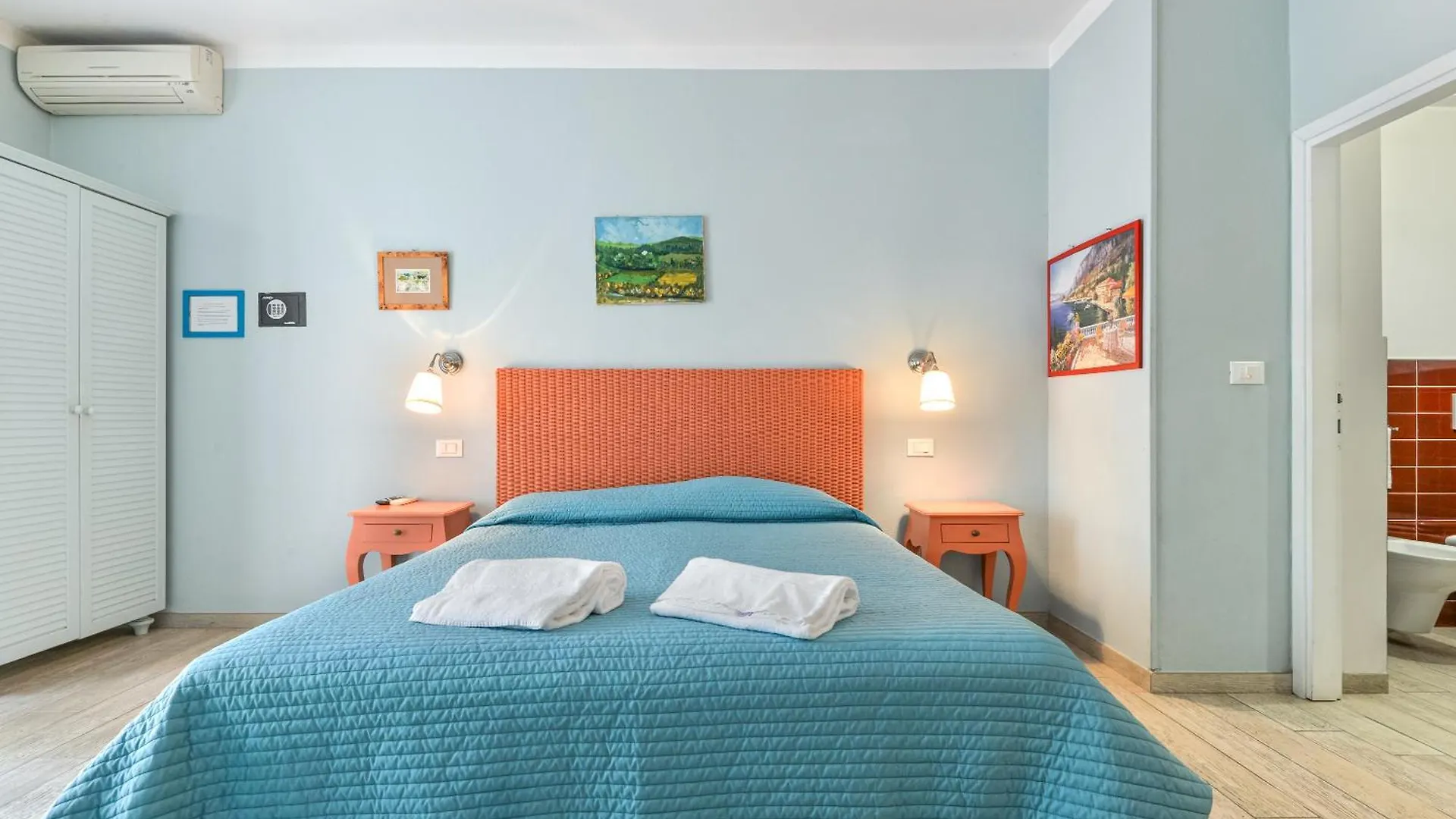 Casa Margherita Marina di Campo 0*,  Italia